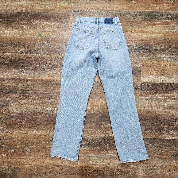 ABERCROMBIE & FITCH THE 90’S STRAIGHT ULTRA HIGH RISE CURVE LOVE JEANS SIZE 4 - Picture 8 of 8